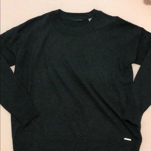 T Tahari Sweater